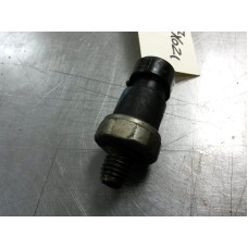 97X021 Engine Oil Pressure Sensor For 12-17 Chevrolet Equinox 2.4 12635992 97X021 Engine Oil Pressure Sensor For 12-17 Chevrolet Equinox 2.4 12635992